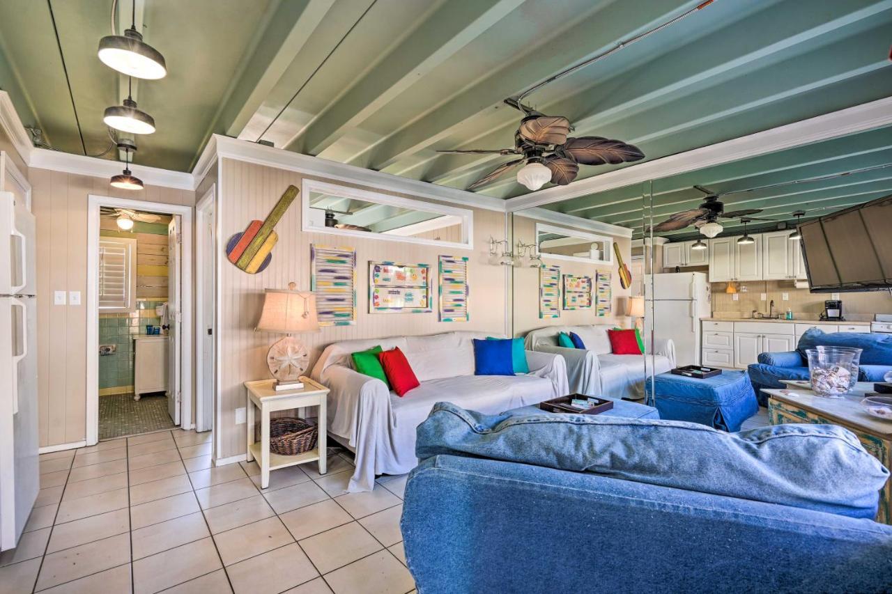 Panama With Pool Access, Steps To Beach! Panama City Beach